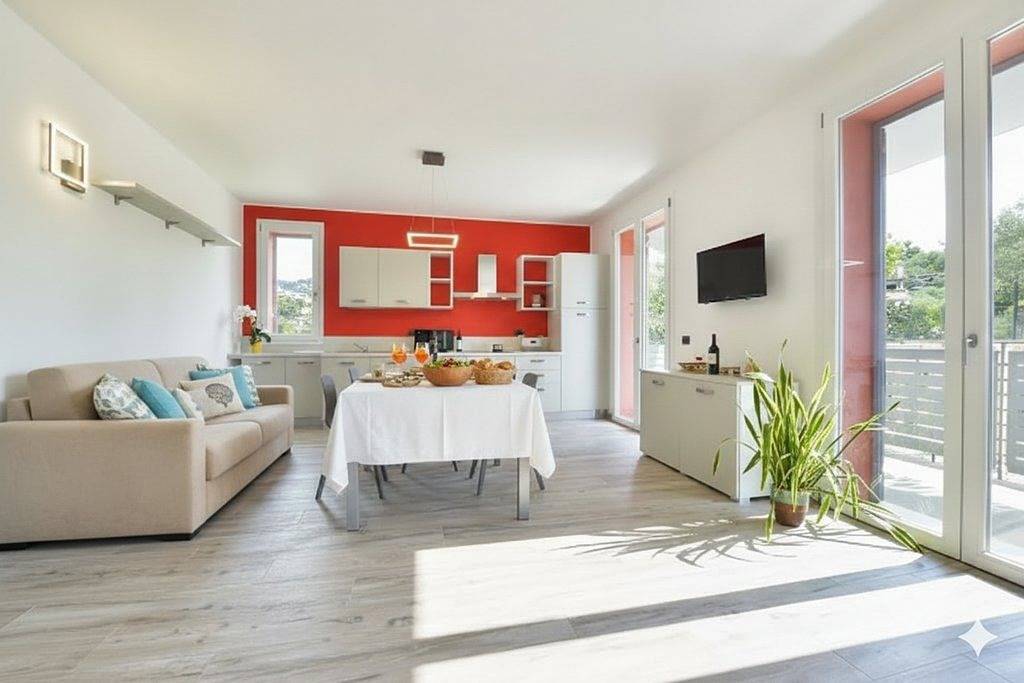 Ganze Wohnung, Unterkunft mit Terrasse, A/C, Wifi und Pool | Ap38 in Caramagna Ligure, Imperia