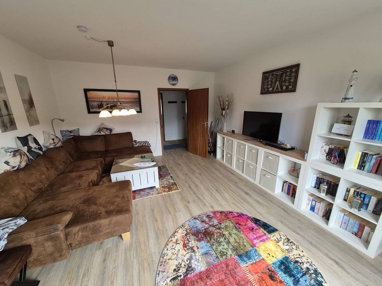 Ganze Wohnung, Familienfreundliche  Ferienwohnung für 5 Personen an der Nordsee mit Indoor-Schwimmbad und Balkon in Stinteck, Westerdeichstrich