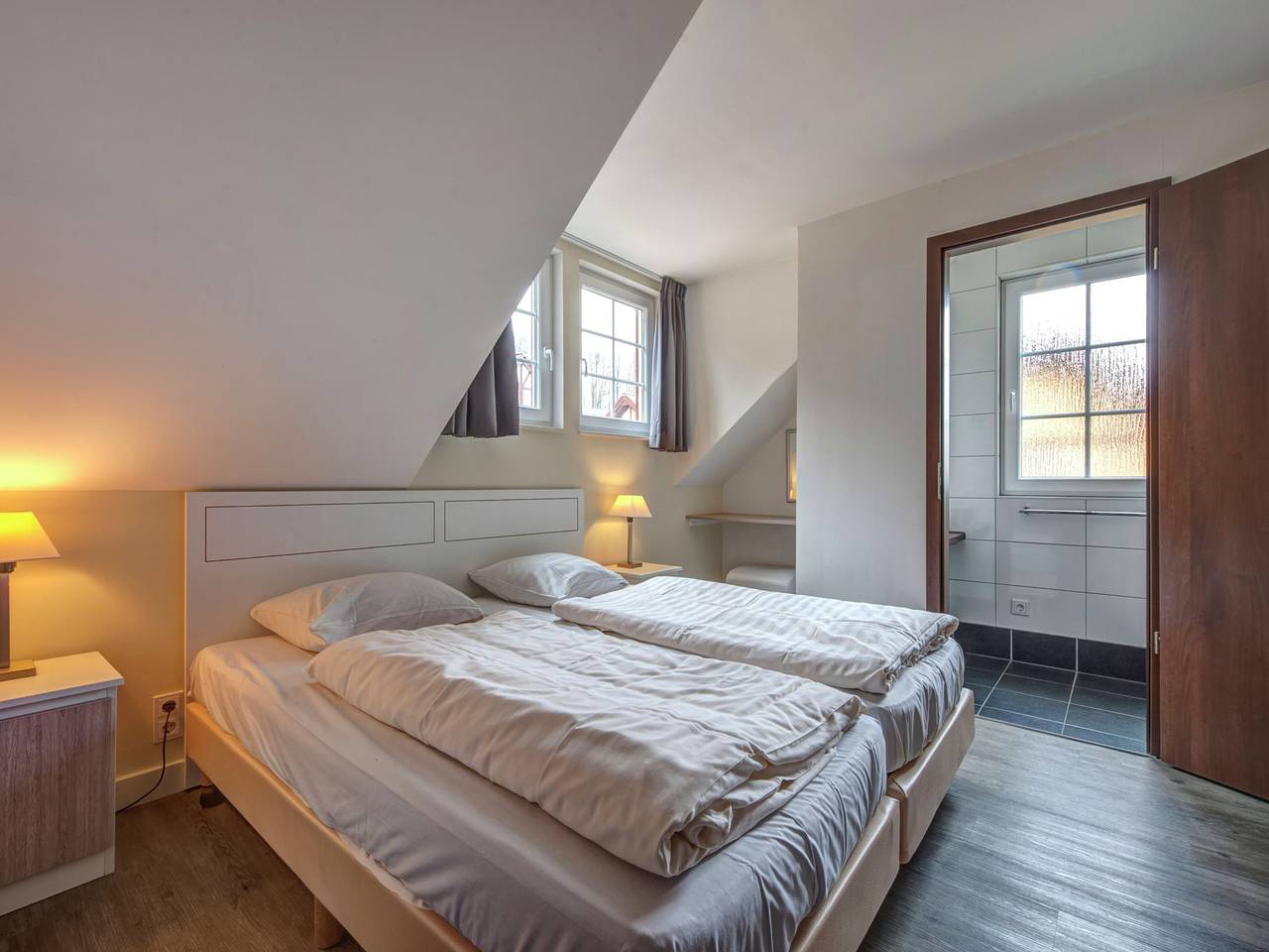 Villa mit Whirlpool, Solarium und Kamin in Kronenburg, Dahlem