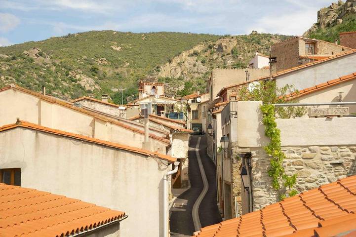 Location de vacances pour 4 personnes, avec terrasse et vue à Rodès - 4