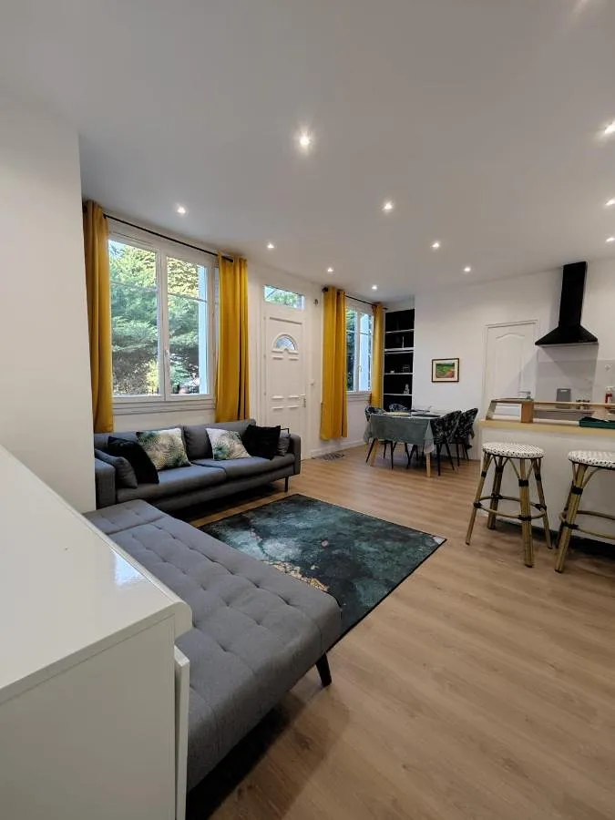 Apartamento de vacaciones para 3 personas, con jardín y vistas - 1