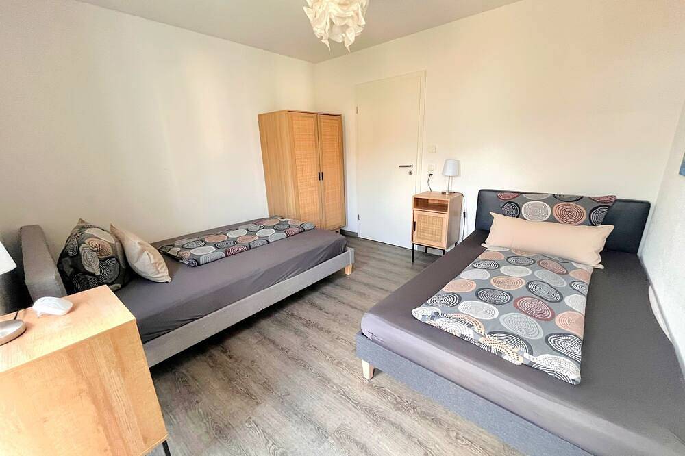 Ganze Wohnung, Ferienwohnung/App. für 9 Gäste mit 160m² in Friedrichshafen in Friedrichshafen, Region Bodensee-Oberschwaben
