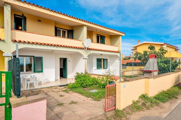 Location de vacances pour 6 personnes, avec balcon et jardin à Tanaunella - 3