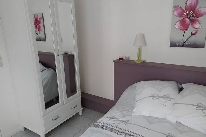 Location de vacances pour 2 personnes, avec jardin à Augy-sur-Aubois - 3