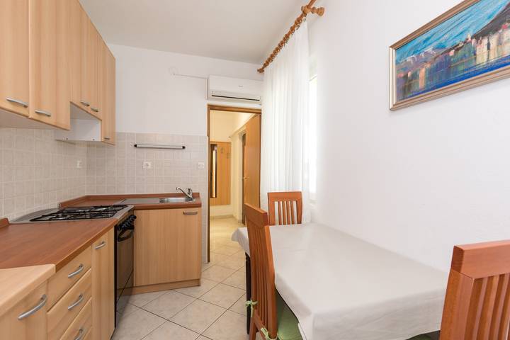 Ganze Wohnung, 2-Zimmer-Ferienwohnung am Strand Baska, Krk A-19518-a in Vela plaža, Baska