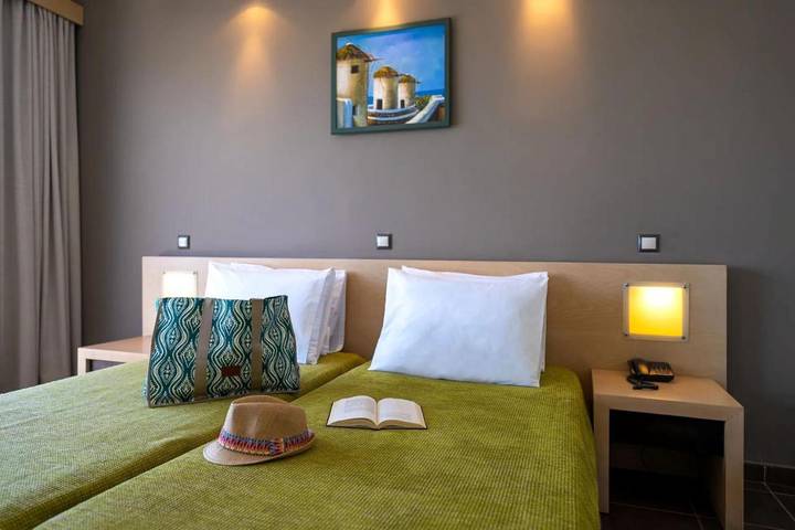 Bungalow für 2 Personen, mit Balkon und Pool auf Rhodos - 3