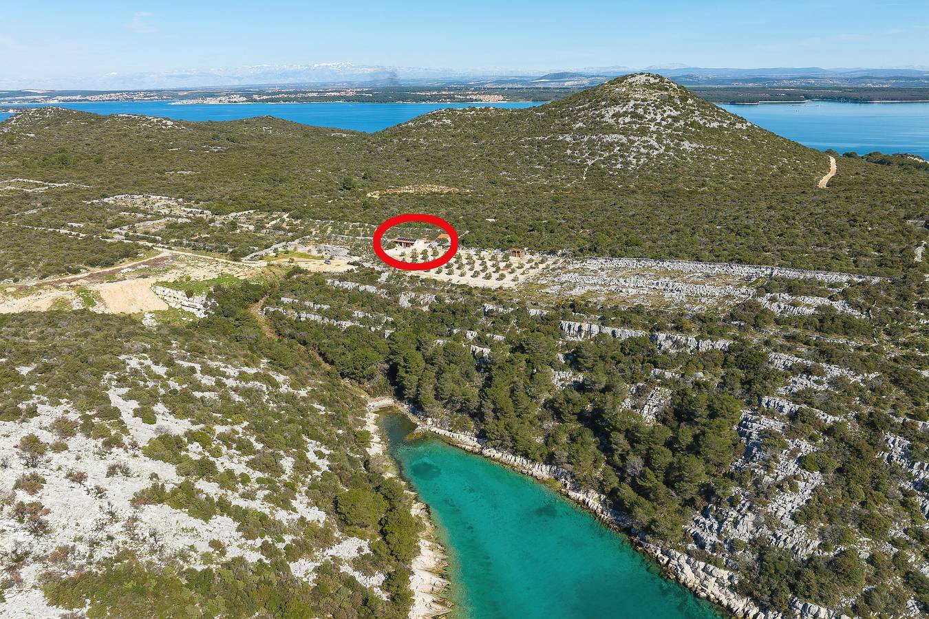 1-Zimmer-Haus mit Terrasse und Meerblick Bucht Triluke, Pasman K-20973 in Tkon, Pasman