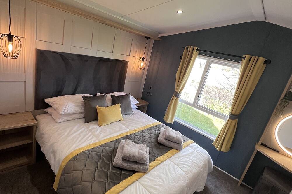 Entire apartment, Mulberry Mews at Cherry Lea Holiday Park & Fishing in Burgh le Marsh, Lincolnshire