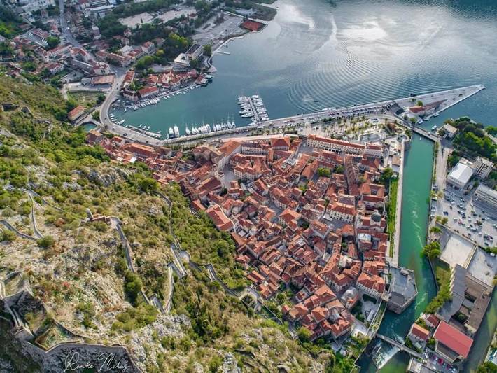 Boot für 13 Personen in Montenegro