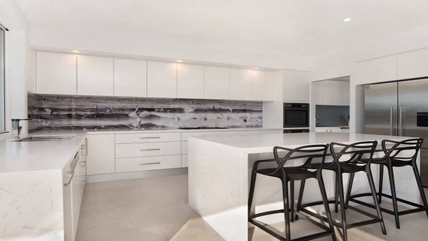 Holiday home for 11 people, with terrace in Terrigal