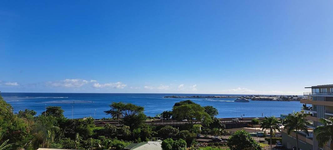 Gîte pour 4 personnes, avec vue et balcon dans Faa'a - 2