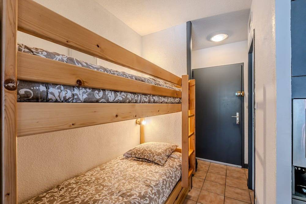 Apartamento entero, Le Refuge des Silènes - Studio au pied des pistes in Bellevaux, Thonon-les-Bains region