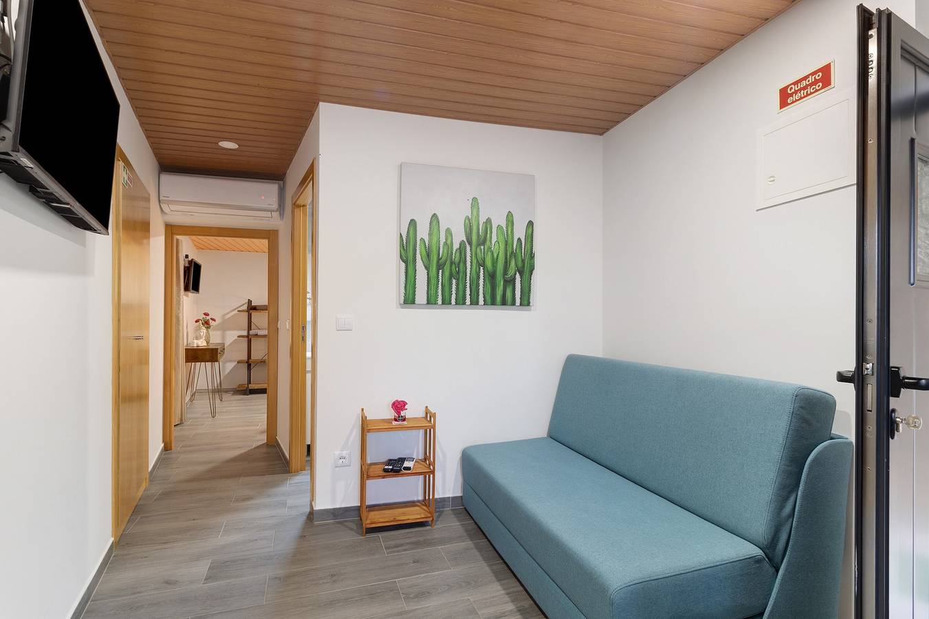 Holiday Home 'Casa Da Capela' with Mountain View, Wi-Fi and Air Conditioning in Entre Ambos-os-Rios, Gerês