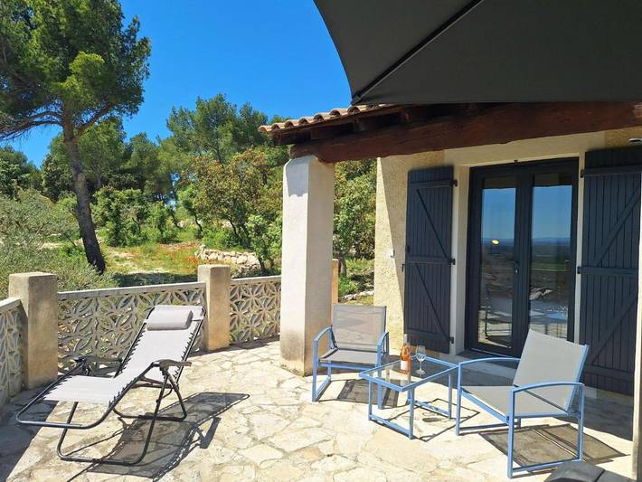 Location de vacances pour 2 personnes, avec vue et jardin à Saint-Hippolyte-le-Graveyron - 2