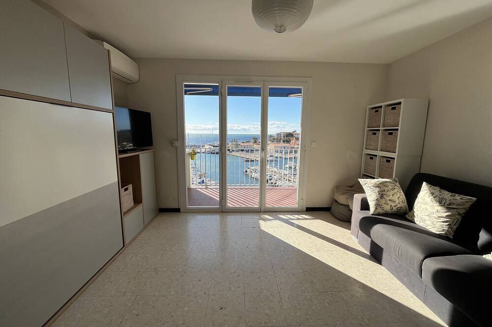 Appartement entier, Studio Vue Mer Epoustouflante in Sausset-les-Pins, Région d'Istres