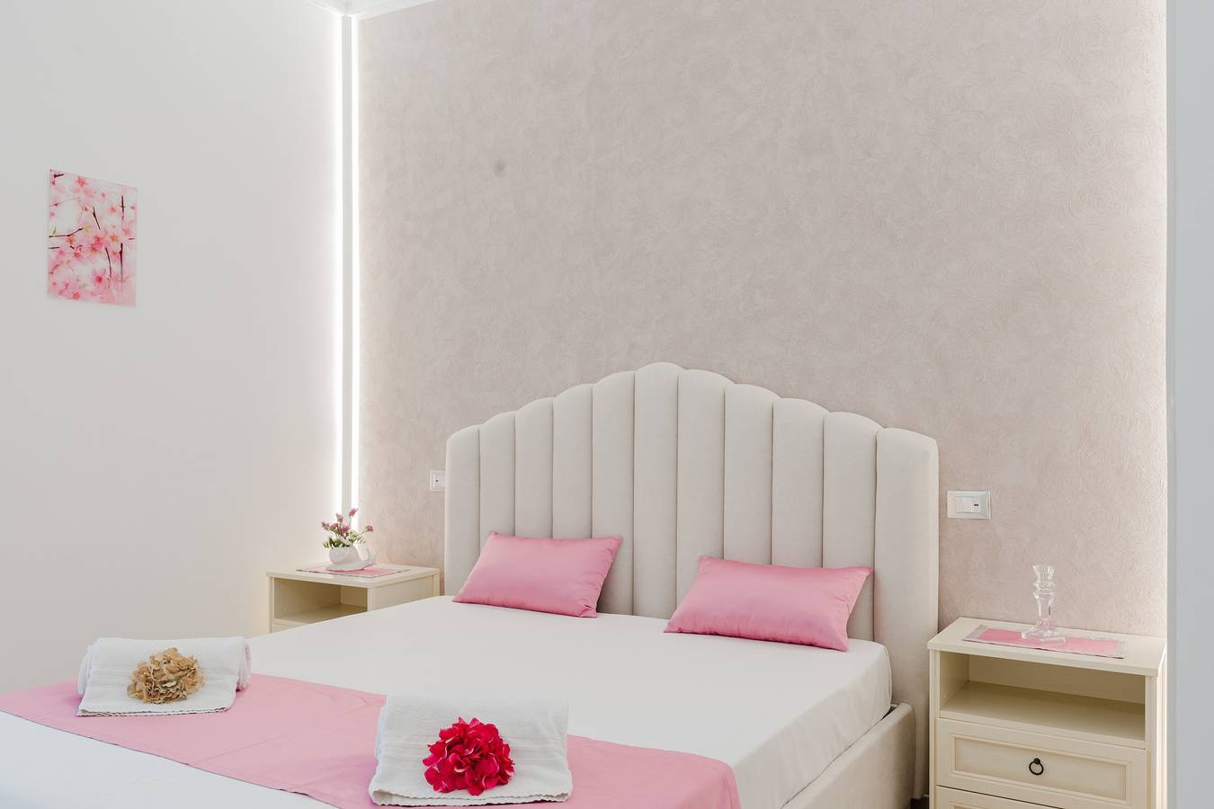 Chambre d'hôtes 'Le Ortensie Rosa' avec terrasse partagée, Wi-Fi et climatisation in Spiaggia Attrezzata per disabili, San Vito Lo Capo