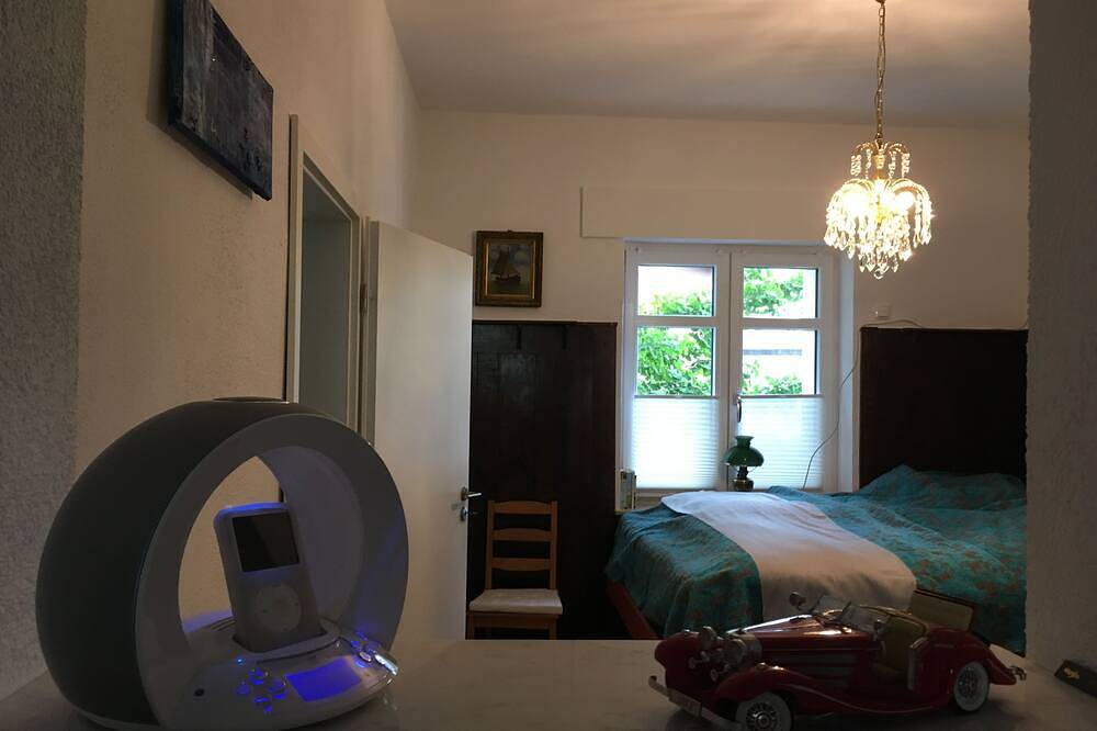 Villa Pleiser Hecke - gladly relocation or long-term tenants in Siegburg, Rhein-Sieg-Kreis