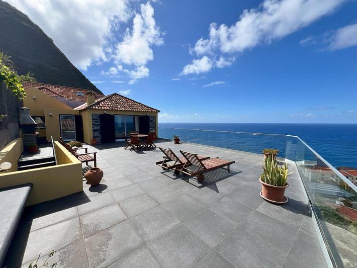 Location de vacances pour 6 personnes, avec terrasse et vue à Porto Moniz - 3
