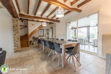 Gîte pour 16 Personnes dans Leuvrigny, Marne, Photo 2