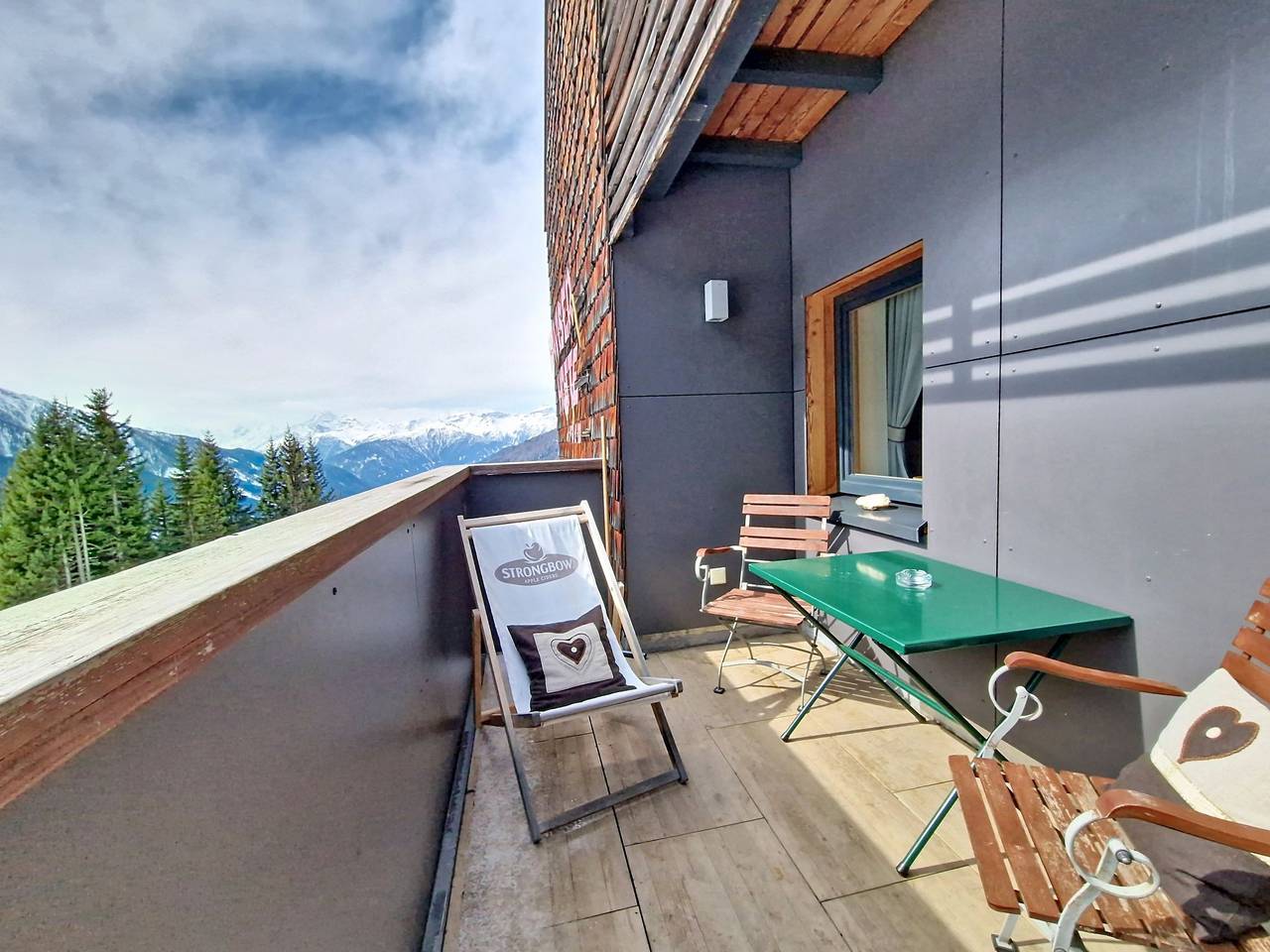 Ganze Wohnung, Naviser Hütte in Tuxer Alpen, Navis