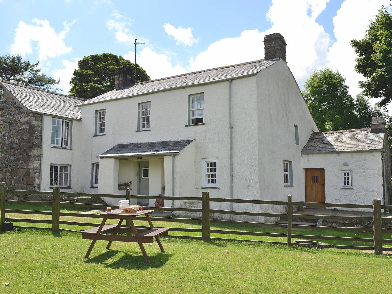 Birkerthwaite Farmhouse in Eskdale, Lake District