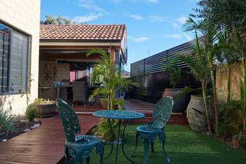 Holiday Home for 16 People in Mandurah, Western Australia, Photo 2