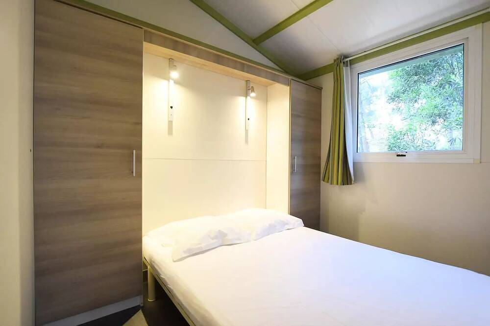 Campsite Bella Vista *** - Chalet Muvrella Twin 25m2 4 people in Calvi, Calvi und Umgebung