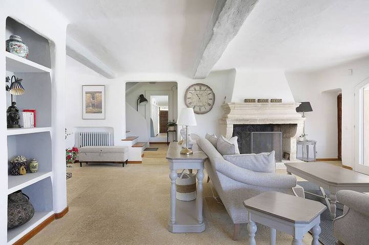 Villa Lourmarin avec Piscine in Lourmarin, Parc naturel régional du Luberon