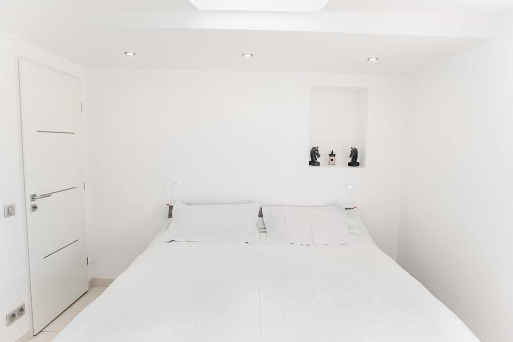 Holiday home with airco in beautiful wine region in Sorgues, Vaucluse