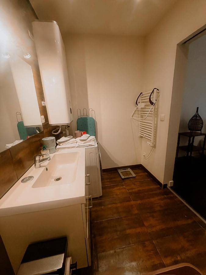 Appartement entier, Bel appartement central pour 2 ou 4 personnes in Crécy-la-Chapelle, Seine-et-Marne