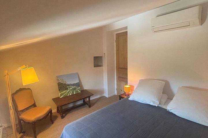 Gîte pour 12 personnes, avec jardin à Roaix - 4