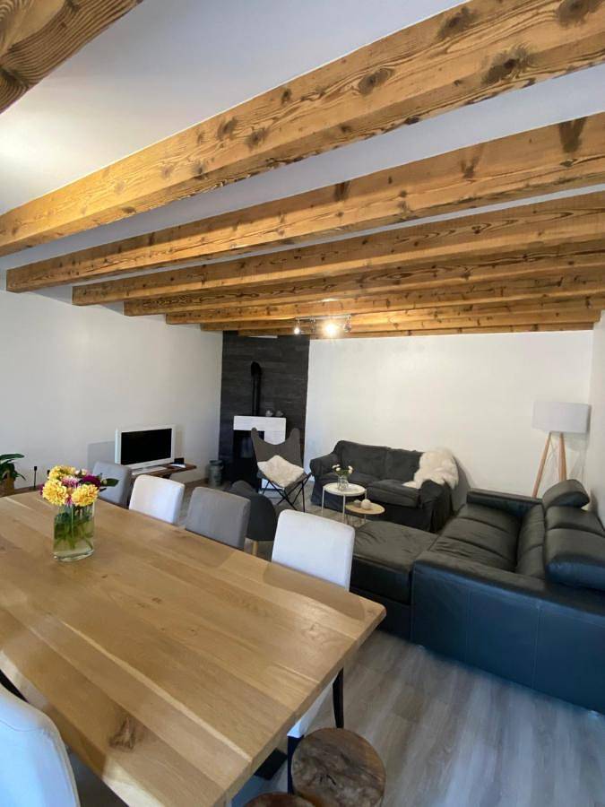 Appartement de vacances pour 2 personnes, avec jardin et vue ainsi que terrasse et piscine dans la Loire - 4