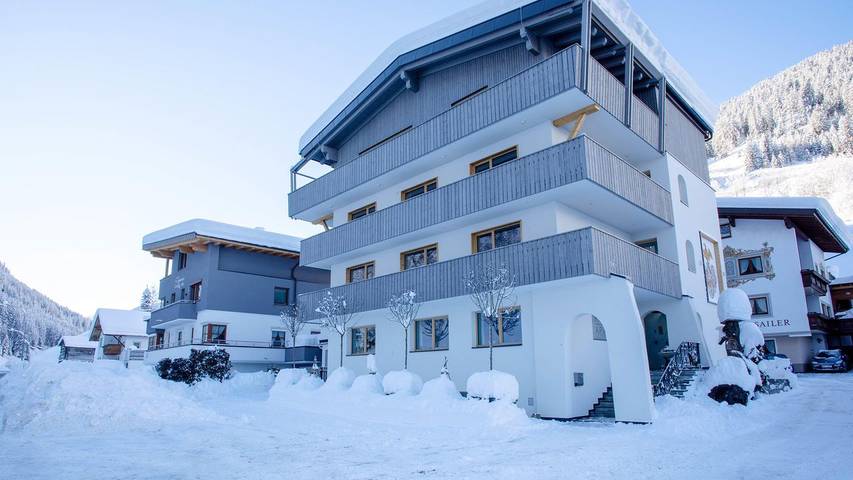 Hütte für 8 Personen, mit Balkon, kinderfreundlich in Kappl