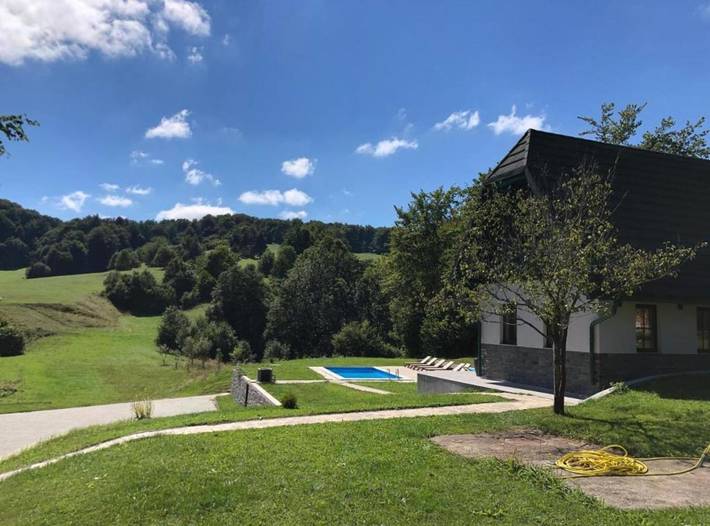 Maison d’hôte pour 2 personnes, avec jardin et piscine dans Plitvička Jezera - 2