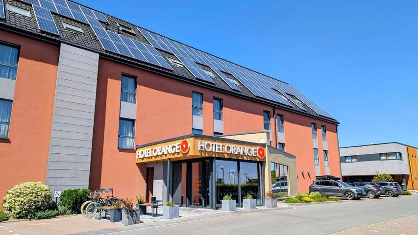 Hôtel pour 4 personnes, avec Terrasse ainsi que Jardin et Vue dans Écaussinnes-d'Enghien