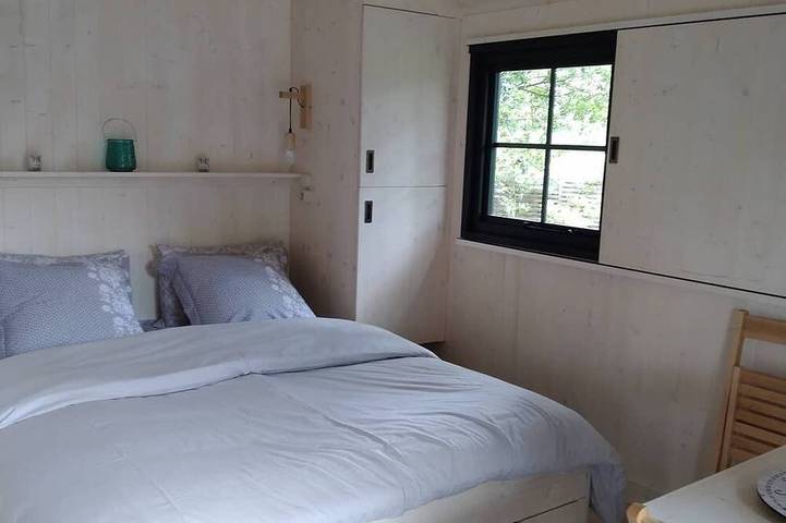 Gîte pour 2 personnes, avec piscine ainsi que jardin et balcon à Prissac - 2