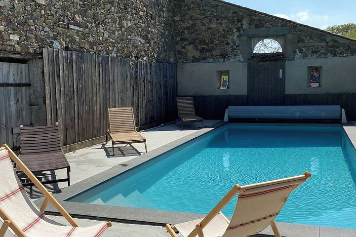 Gîte pour 2 personnes, avec piscine, animaux acceptés à Cholet