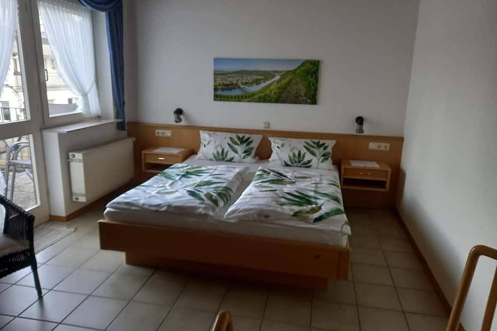 Apartment Altärchen - Wine and guest house Hermes-Hoffmann in Trittenheim, Moseleifel