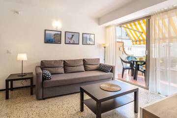 Apartment for 2 People in l'Estartit, Torroella de Montgrí, Photo 3