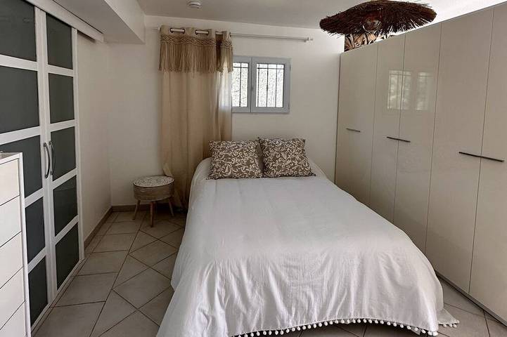 Chambre d’hôte pour 3 personnes, avec jardin et piscine à Saint-Cézaire-sur-Siagne - 3