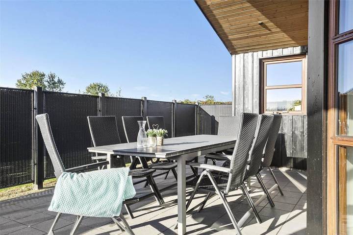 Ferienhaus für 8 Personen, mit Whirlpool und Terrasse sowie Sauna in Flovt Strand - 2