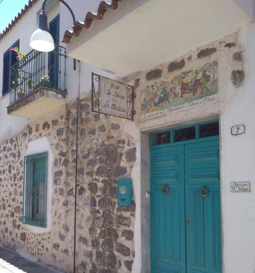 Double Room without windows and with private bathroom in Orosei, Golfe d'Orosei