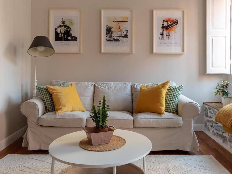 Apartamento entero, Portu Suite by Aston Rentals in Portugalete, Vizcaya