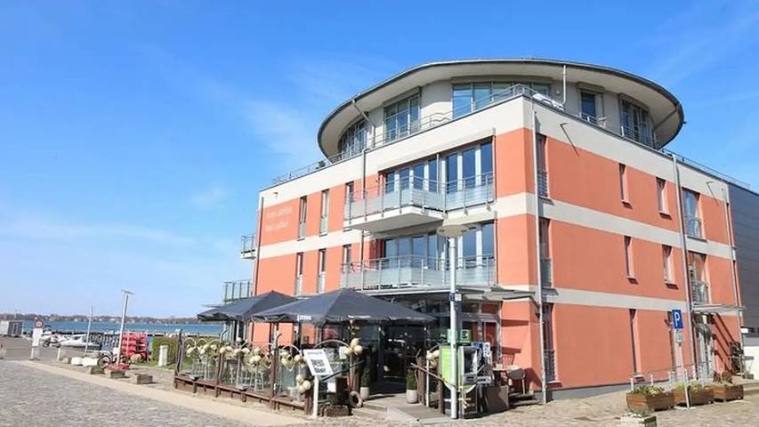 Ferienwohnung für 4 Personen, mit Terrasse und Garten in Altefähr - 4