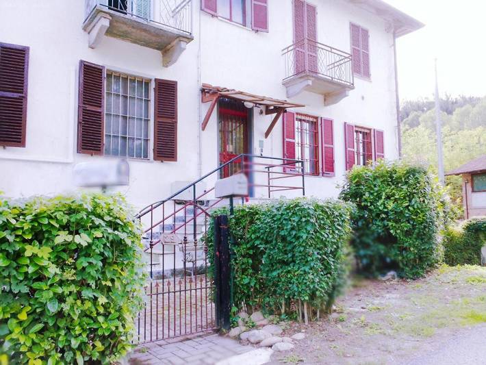 Gîte pour 6 personnes, avec vue et balcon à Narzole - 3