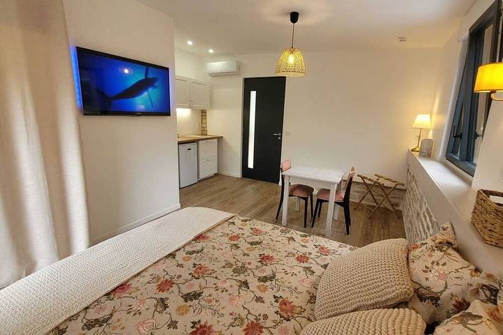 Apartamento entero, Studio/Chambres d'hôtes La Pause Cadurcienne in Cahors in Cahors, Quercy