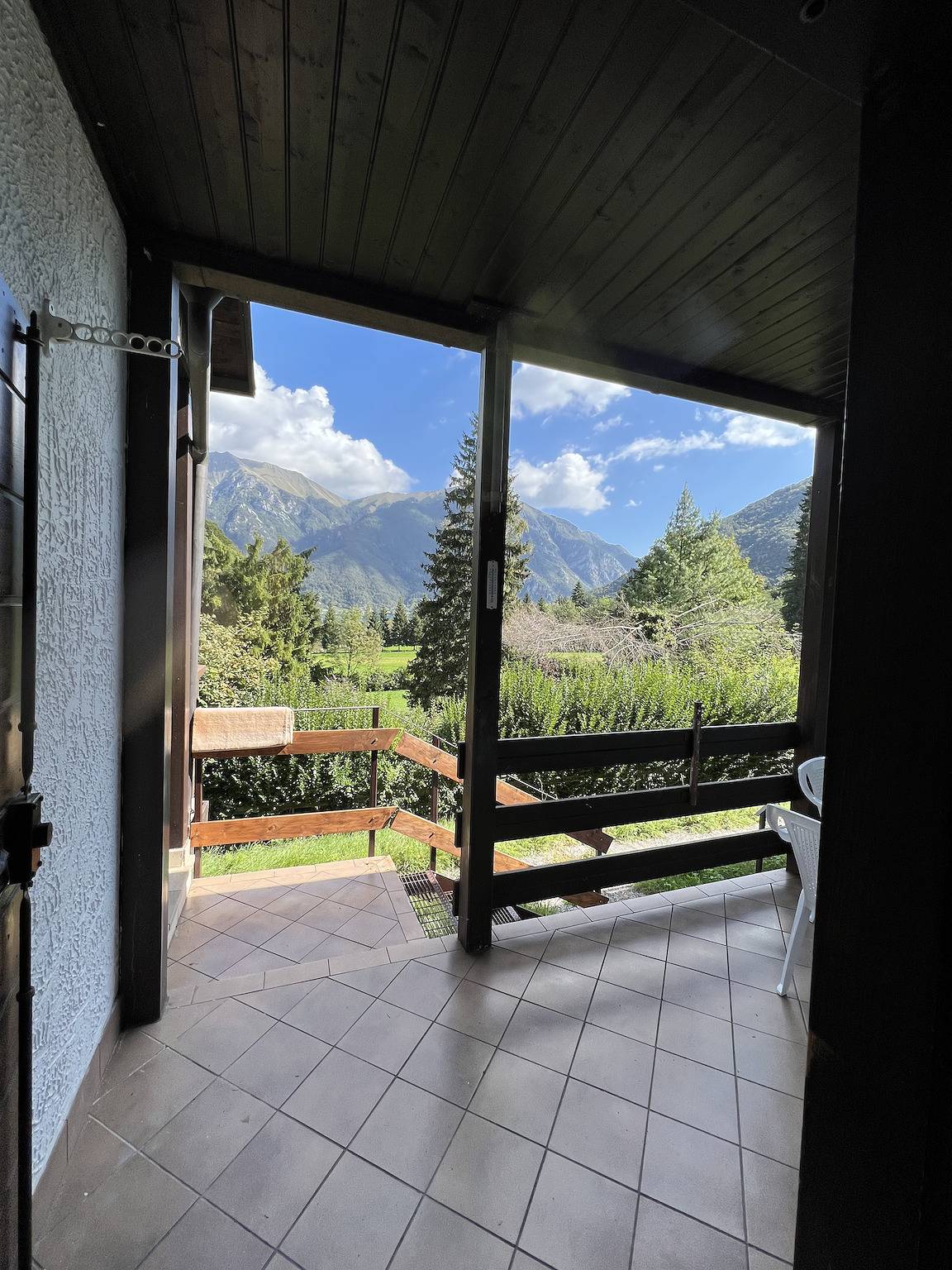 Geheel vakantieappartement, Vakantiewoning slechts 400 meter van het meer  in Pur, Ledro