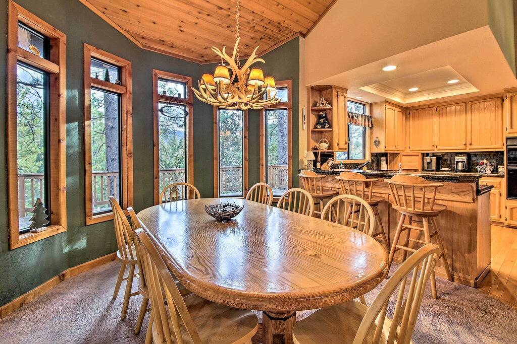 Neu! Ganzjährig geöffnete Mtn Lodge - Wandern, Skifahren, Schwimmen, Fischen! in Big Bear Lake, San Bernardino County