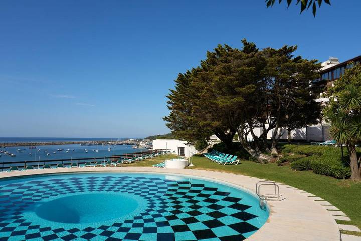 Hotel para 2 personas, con vistas y jardín además de piscina y piscina para niños - 1