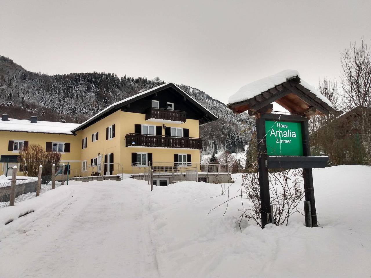 Haus Amalia - Doppelzimmer 3 in Salzkammergut-Berge, Strobl